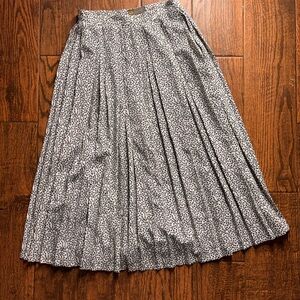 Carla Zampatti Black and White Patterned A-Line Skirt